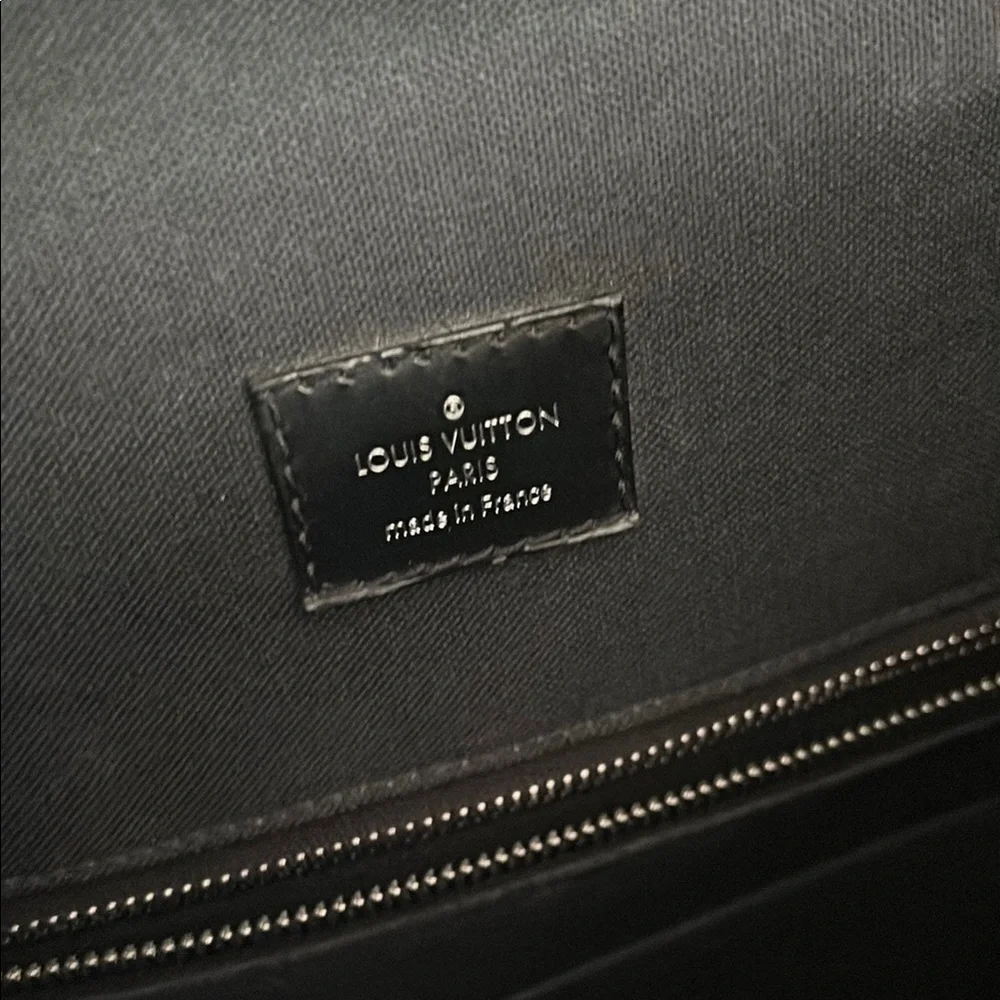 Large Black on black Louis Vuitton Backpack - Picture 3 of 4